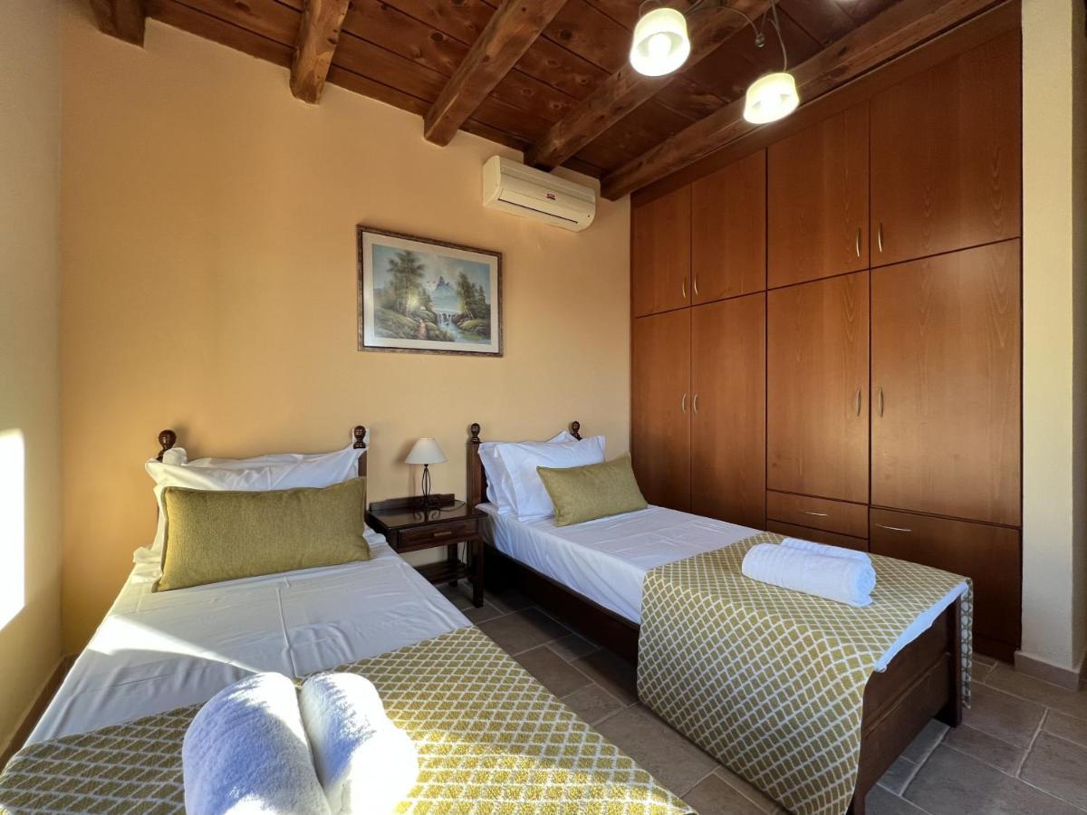 Villa Zara อัลมีรีดา ภายนอก รูปภาพ